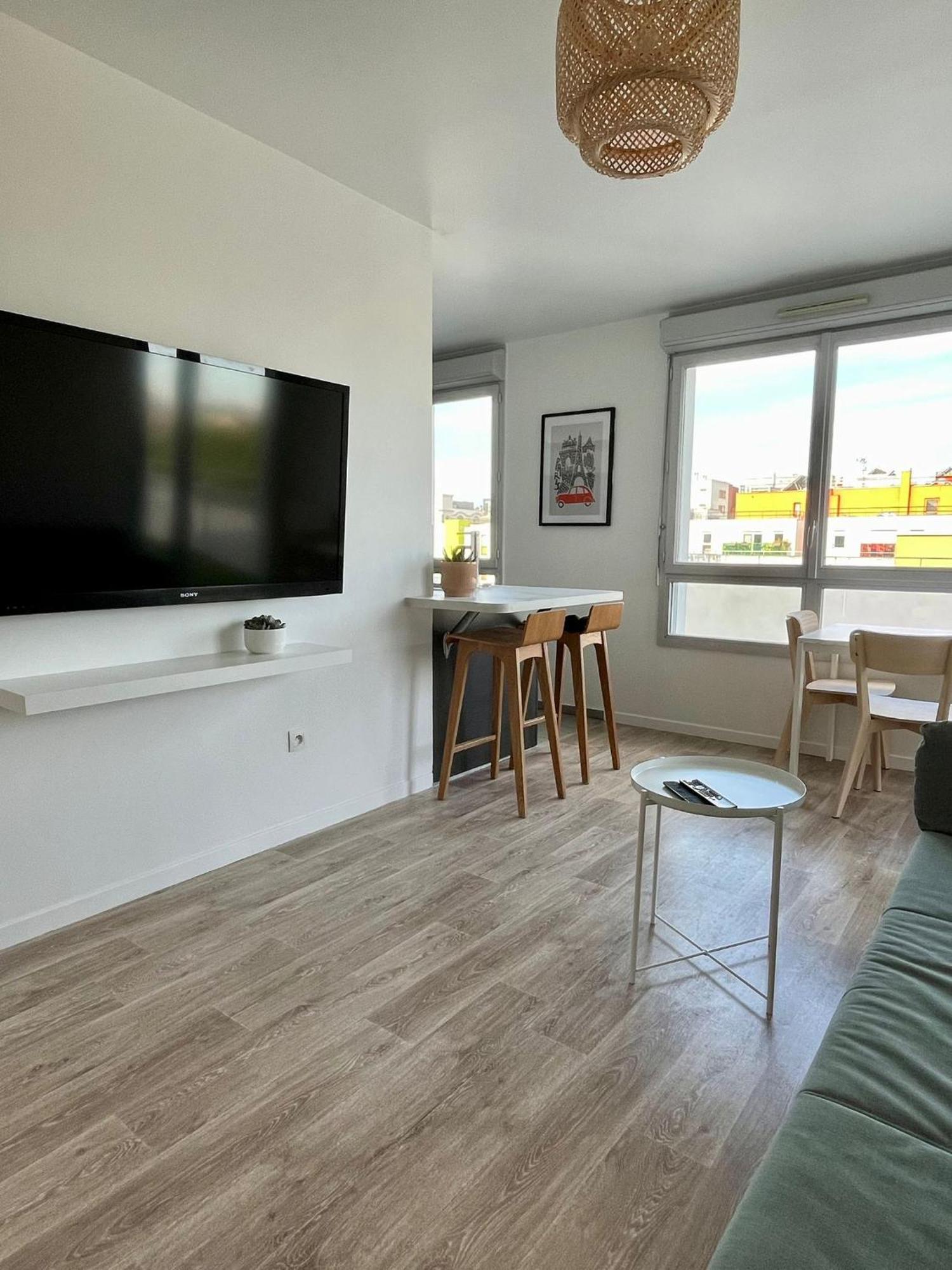 Appartement Les Portes Du Stade Saint-Denis  Exteriör bild